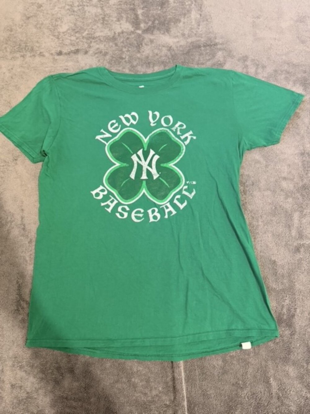 Fanatics New York Yankees Shamrock T-Shirt Mens L Green St Patricks